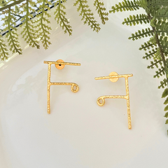 Initial न Hindi Hai Hum Earrings