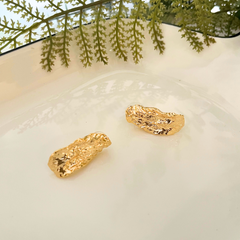 Gleaming Flake Gold Earrings